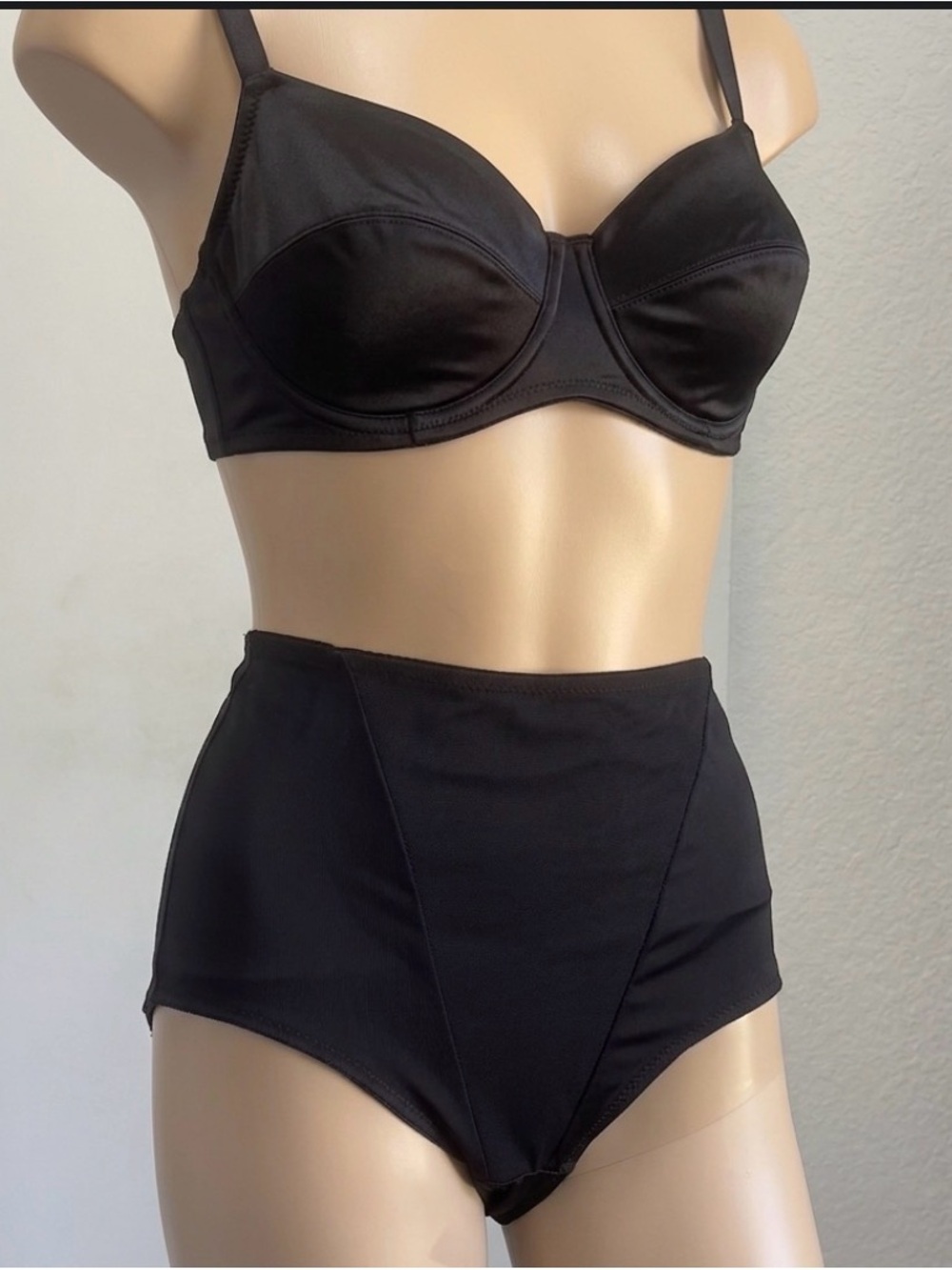 High Waisted Tummy Control Briefs Black Vintage Style Shapewear XL 1X 50’s Style